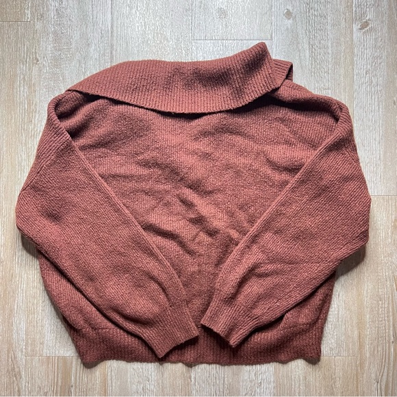 Abercrombie & fitch pullover sweater - medium - Picture 4 of 4